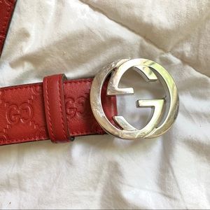 Red gucci belt